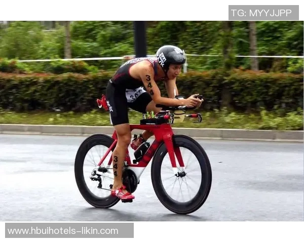 南京网球队的拼搏之路：从默默无闻到大师赛的辉煌历程